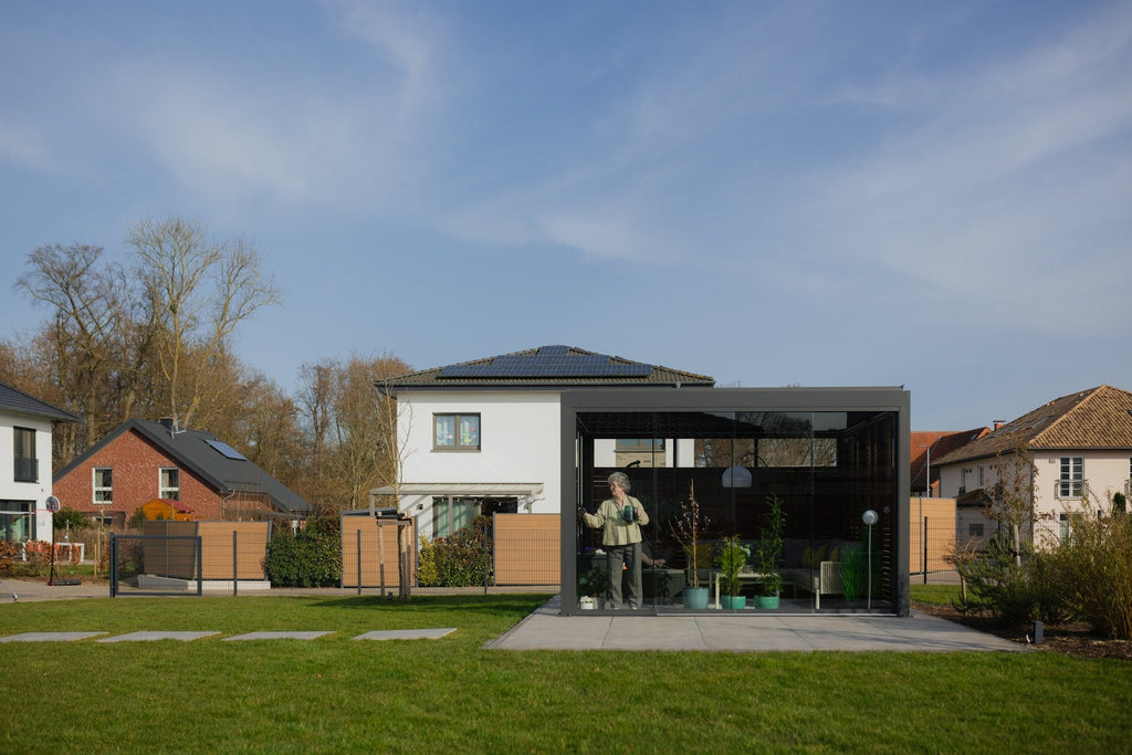 Shade Mastery Manual Louvered Pergola S4 - Including Installation