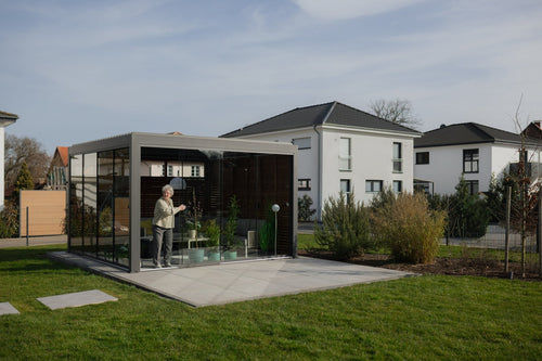 Shade Mastery Manual Louvered Pergola S4 - Including Installation